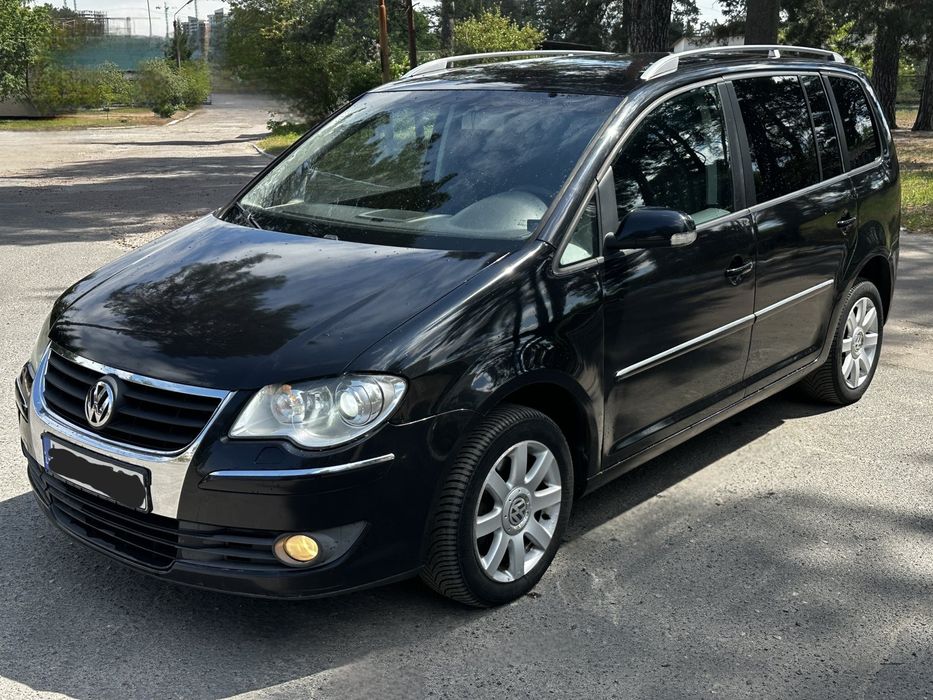 Рестайлінг. АВТОМАТ. VW Touran 2007  2.0TDI  нерозмитнений в Києві