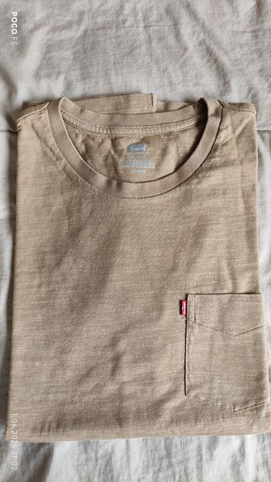 Levi's brązowy herbaciany tygrysie oko t-shirt rozm XL z kieszonką