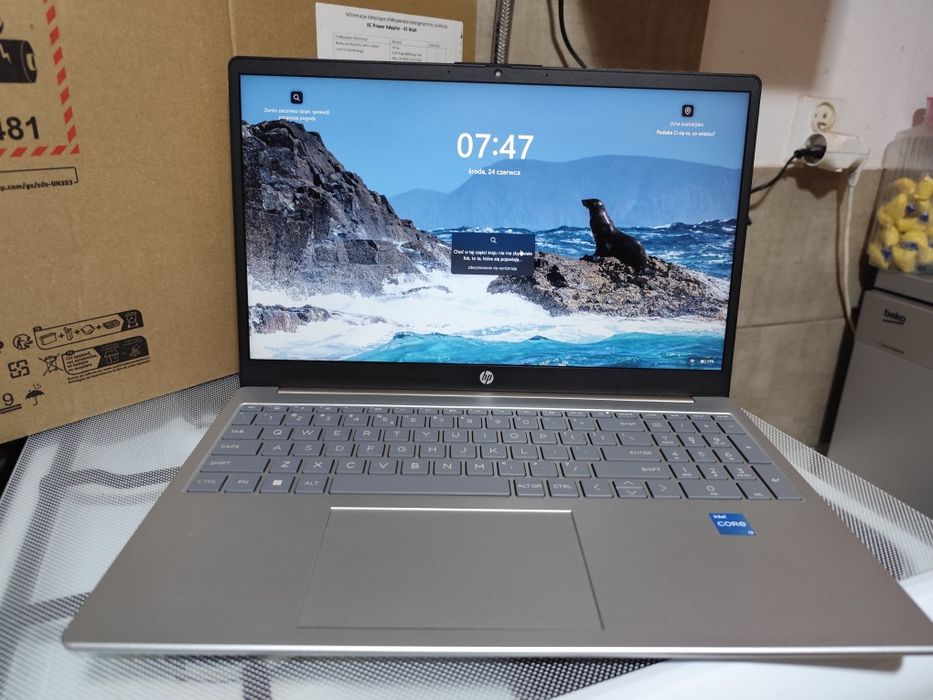Roczny HP 15-fd0350 full HD IPS Intel i3-n305 SSD 512GB Ram 8GB Win11PL  gwarancja 2027-LUBLIN