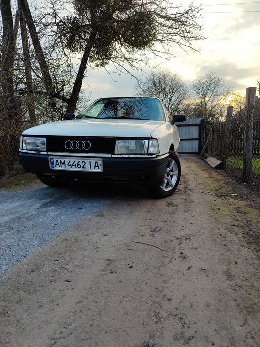 Продам Ауди 80 б3