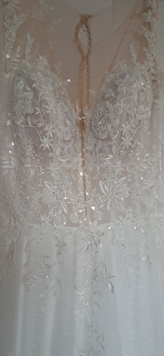 Suknia ślubna litera A