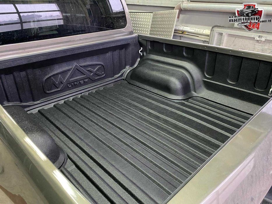 Kuweta Wykładzina Podburtowa Toyota Hilux 2016+