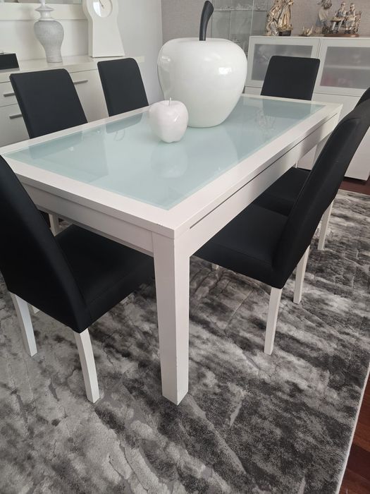 Conjunto de 6 cadeiras de boa qualidade