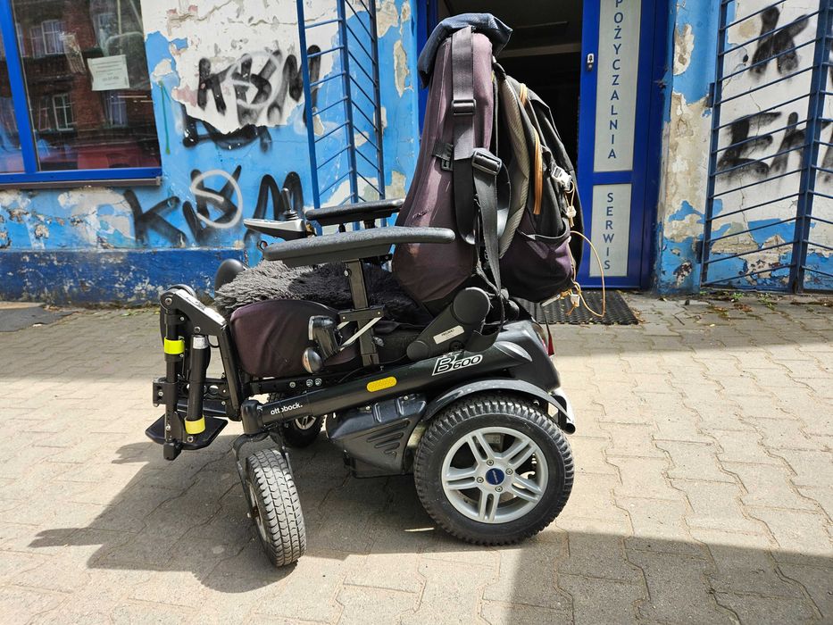 wózek inwalidzki elektryczny OttoBock B600