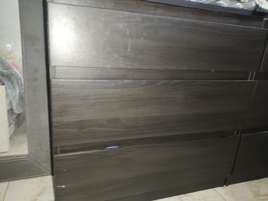 Comodas  kullen preto