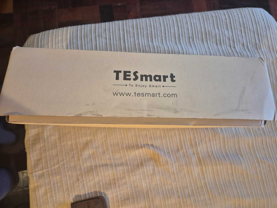 KVM Switch TESmart 4 PC to 2 Monitors ( ‎HKS0402A2U-EUBK )