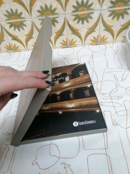 Livro do Teatro cinema de Fafe em caixa original e niunca usado