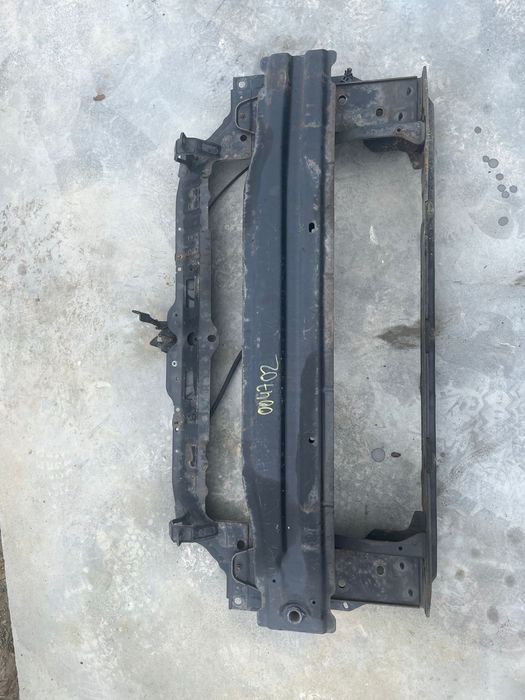 Pas przedni belka hyundai ix20