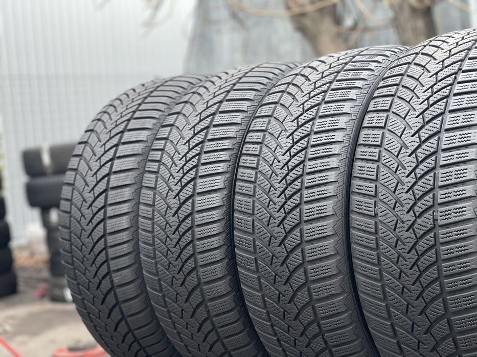 Шини Зимові 4шт 225/55 R17 Semperit Speed-Grip 3