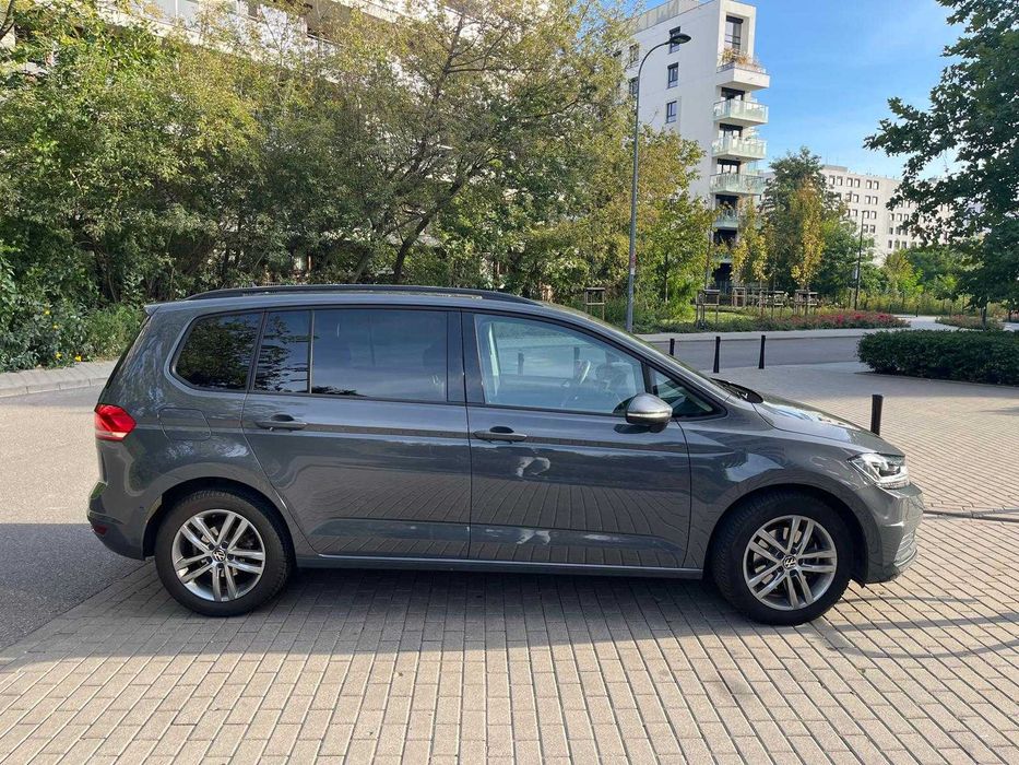 VW TOURAN 1.5 TSI DSG 7os. I rej. 2025 gwarancja do 2030 r.