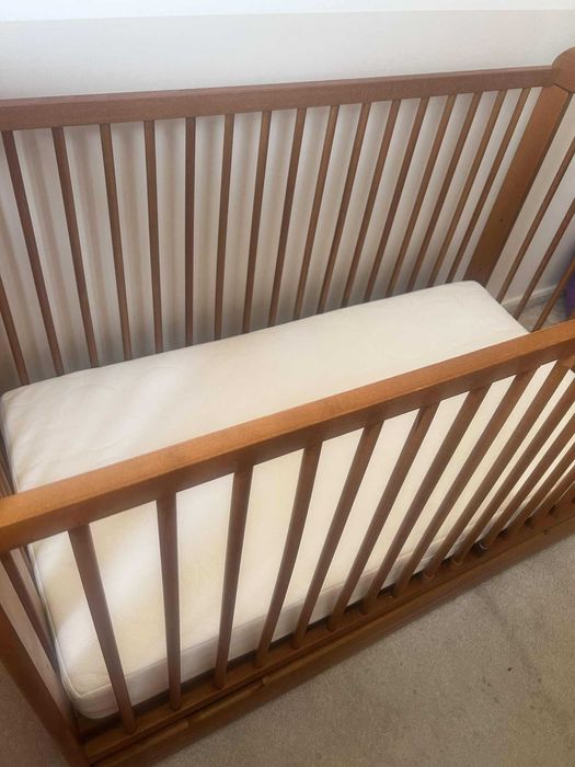 Łóżeczko dziecęce.