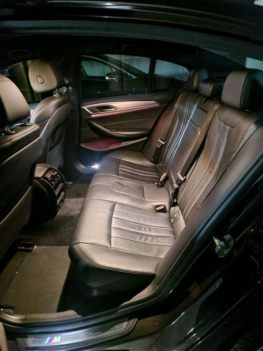 Carro BMW 520d Pack M