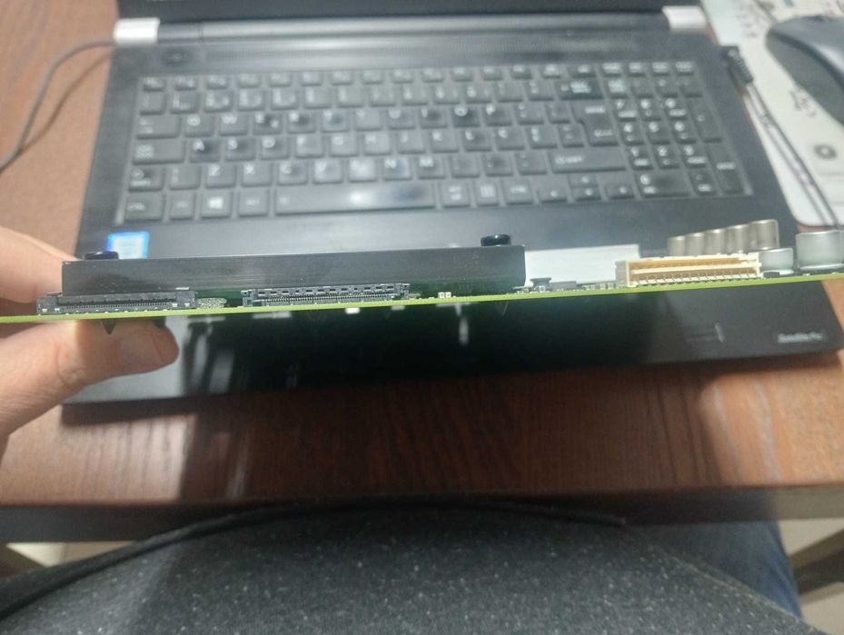 Placa Principal TV Sony (Main Board) - KD 4.378.500F / HNGOL - NOVO