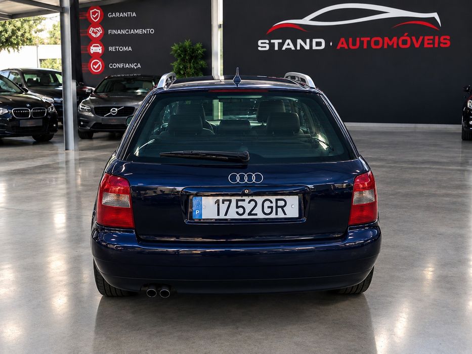 Audi A4 ano 96..