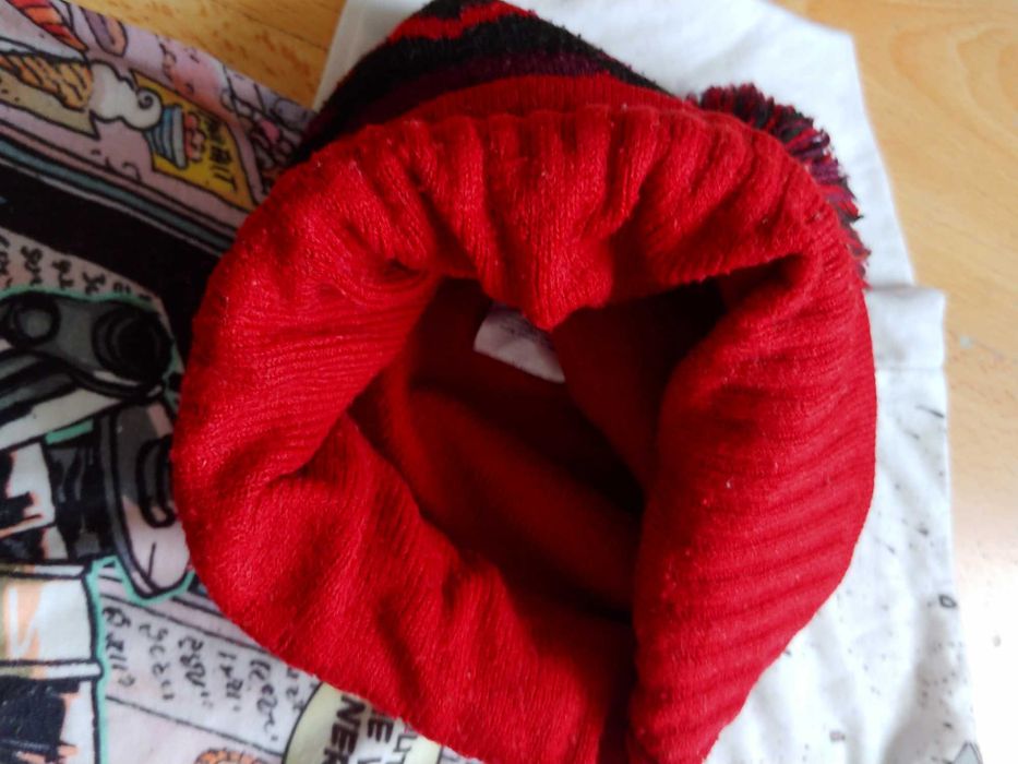 Czapka zimowa jordan i koszulka Deadpool gratis