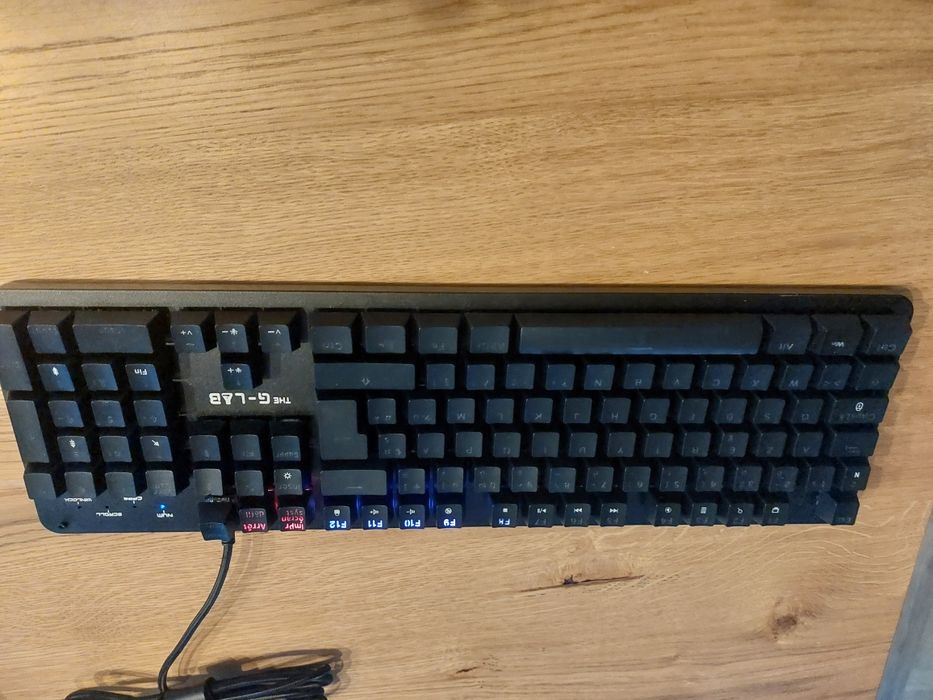 Nowa klawiatura mechaniczna The G-Lab Carbon – AZERTY (Blue Switch)