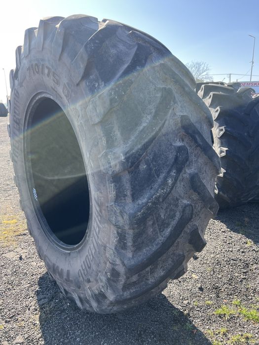 Opona używana 710/75R42