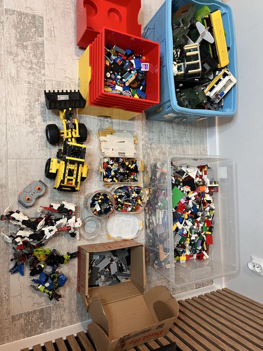 Klocki Lego bardzo dużo zestawów
