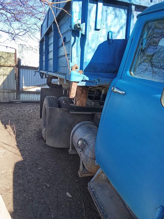 ЗІЛ 130 в доброму стані
