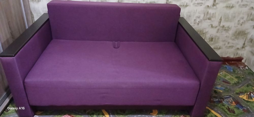 Продам диван книжка