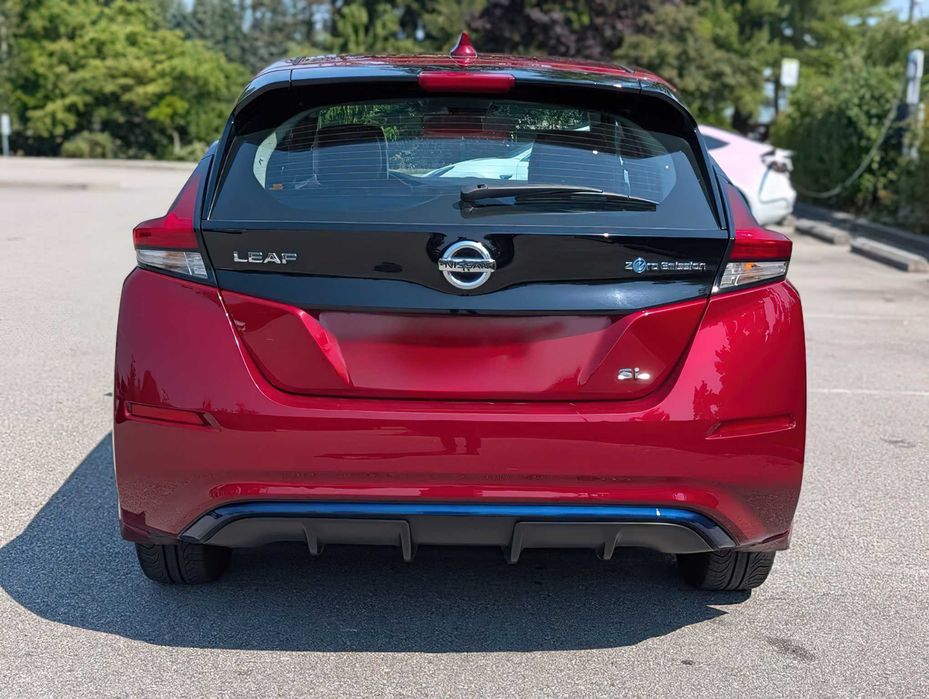 Nissan LEAF SL      2019