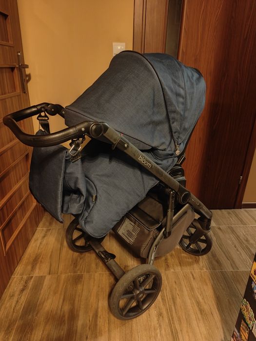 Wózek Roan Bloom 2w1 głęboko-spacerowy