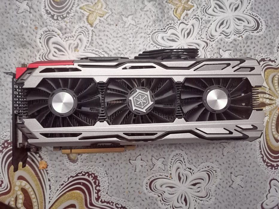 Відеокарта INNO3D GeForce GTX 1070 iChill HerculeZ X3 8GB GDDR5