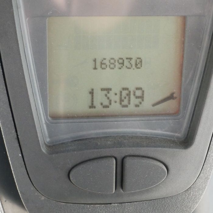 Навантажувач Linde H35T з захватом для рулонів