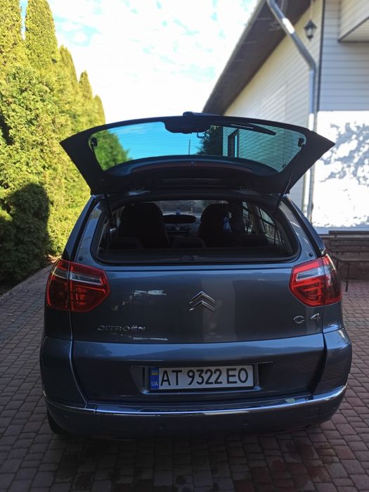 Продам Сітроен пікасо 2008 року 1,6 дизель