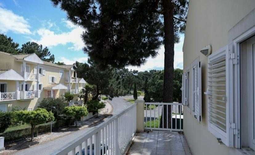 Moradia V4 condomínio privado em Sol Troia ( Férias ou Fim de semana )