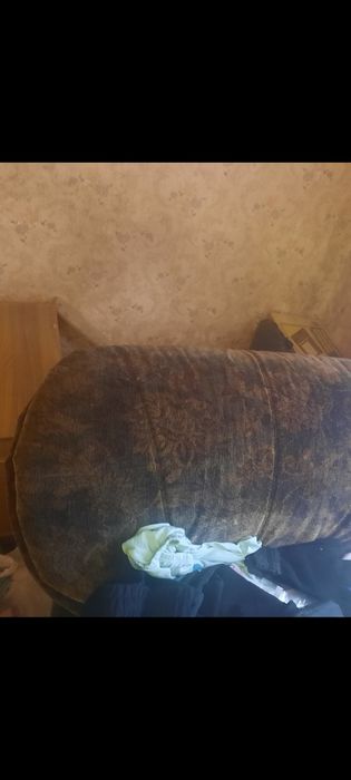 Пррдам  мебель диван  и два  кресла