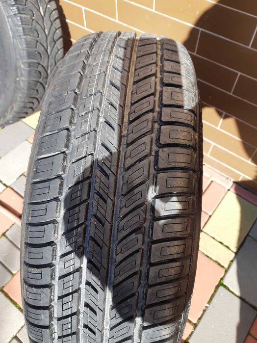 Шини розпаровки Michelin 2 розпаровки нові R15 195*65
