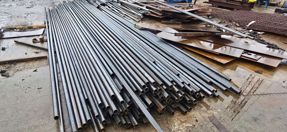 Rury stalowe fi  159 / 133 / 114 / 57 / 55 / 48 / 42 / 40 / 38 / 33,7 / 30 / 23 / 20