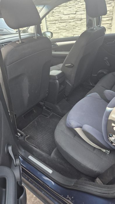Mercedes-Benz b180 cdi