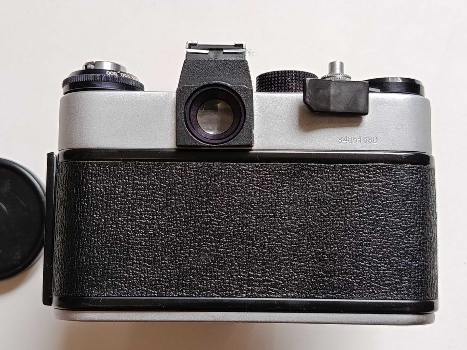 Фотоапарат ZENIT ET (Гелиос 44-2). Зоркий-4 (Индустар-50). Вживано.