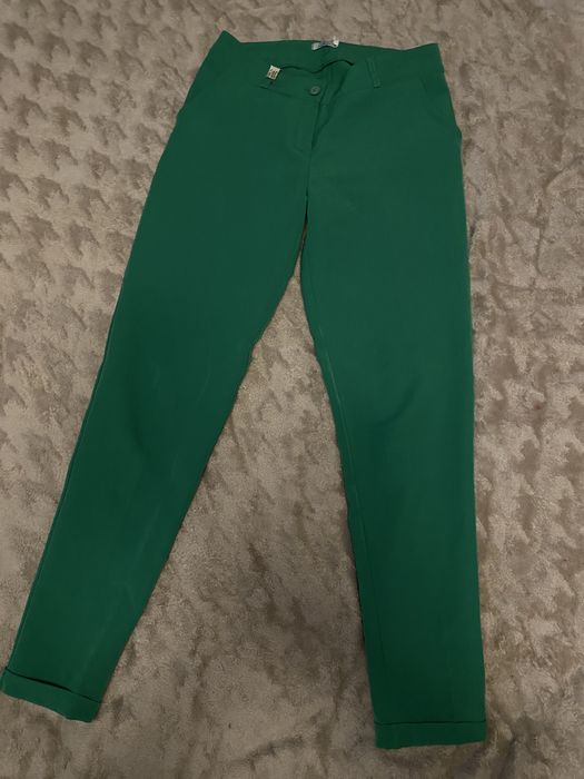 Жіночі штани в гарному стані