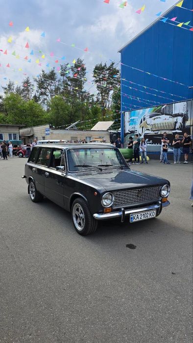 Ретро автомобиль Ваз 2102 1.5 16V Restomod