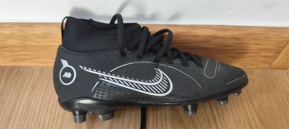 Chuteiras Nike Nr 33