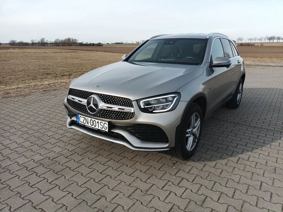 Mercedes-Benz GLC 300e hybrid plug-in AMG LINE 4matic lift  fv23%