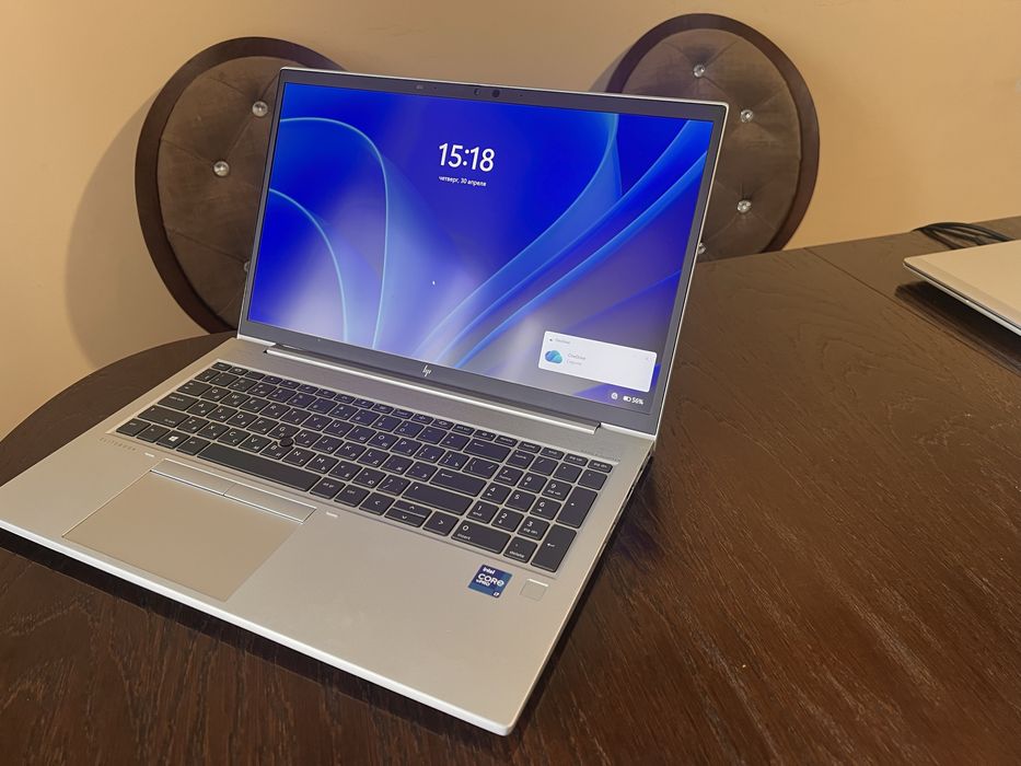 Ноутбук Elitbook 850G8 ips i7-1185g ddr4-16 ssd 256