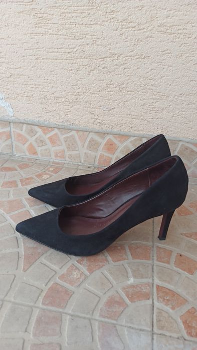 Sapatos em pele Mango