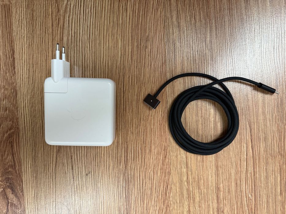 APPLE MacBook Pro 2024 14" M4 Max 36GB RAM 1TB. Gwiezdna czerń.