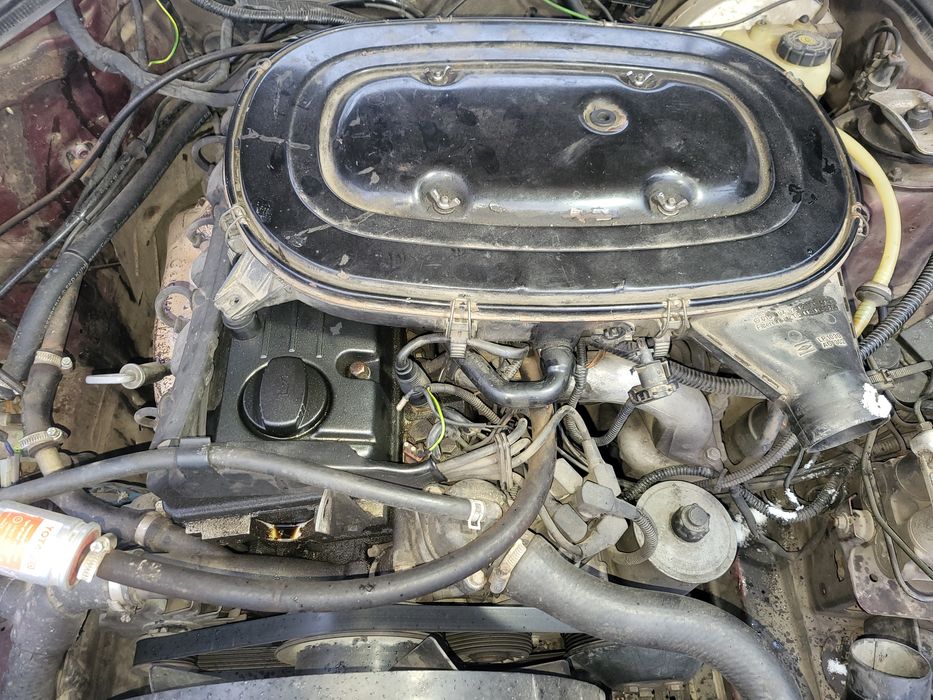 Мотор двигатель двигун m102 m103 блок ГБЦ