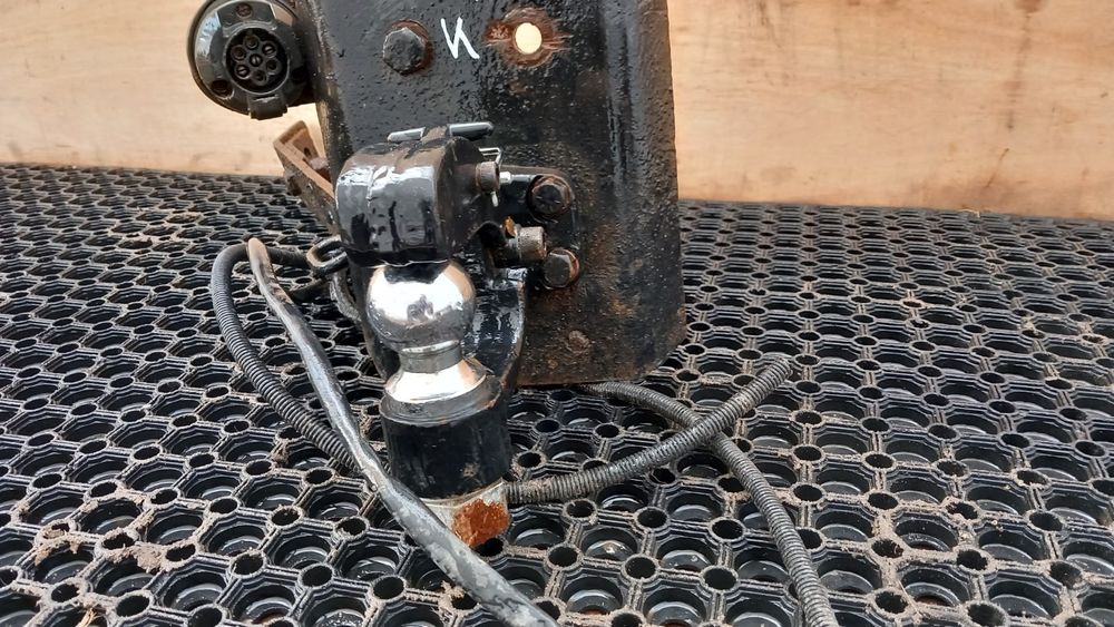 Land Rover Discovery Ii L318 Hak Holowniczy Kula