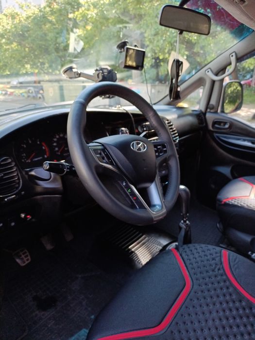 Продам Хундай н-1, 8 мест.