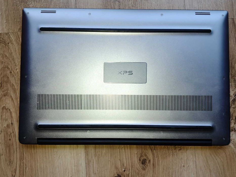 DELL XPS 15,6" Intel Core i7 - 7700 HQ 16GB/512GB super stan