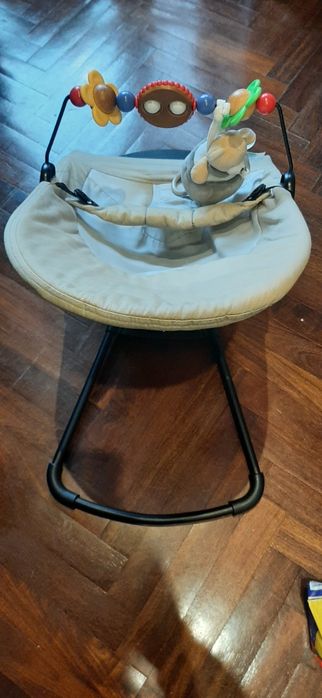 Espreguiçadeira baby bjorn