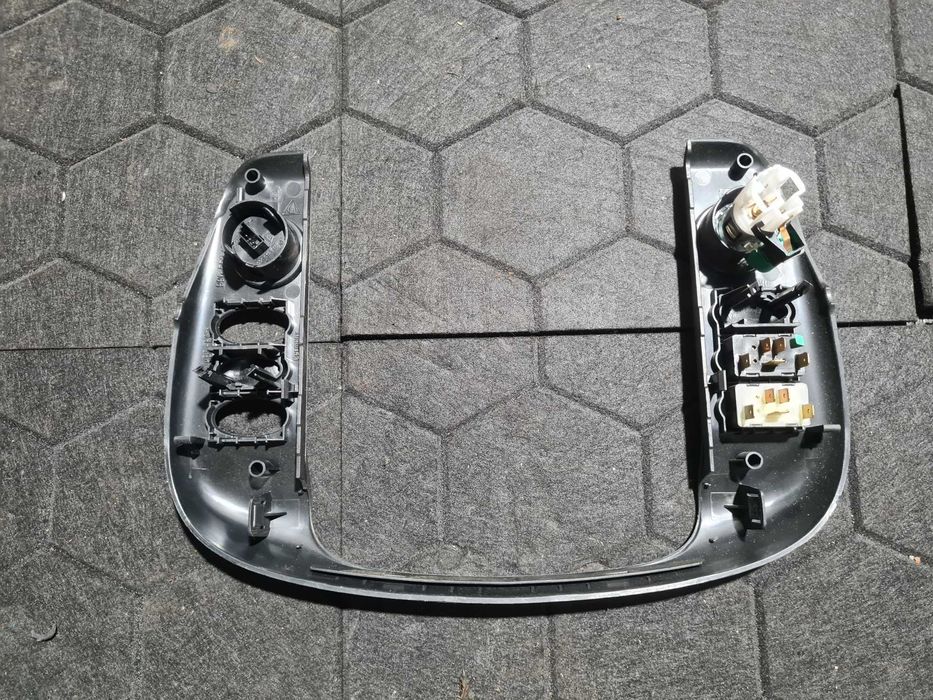 Porsche 911 4S 996 ramka radia deska rozdzielcza