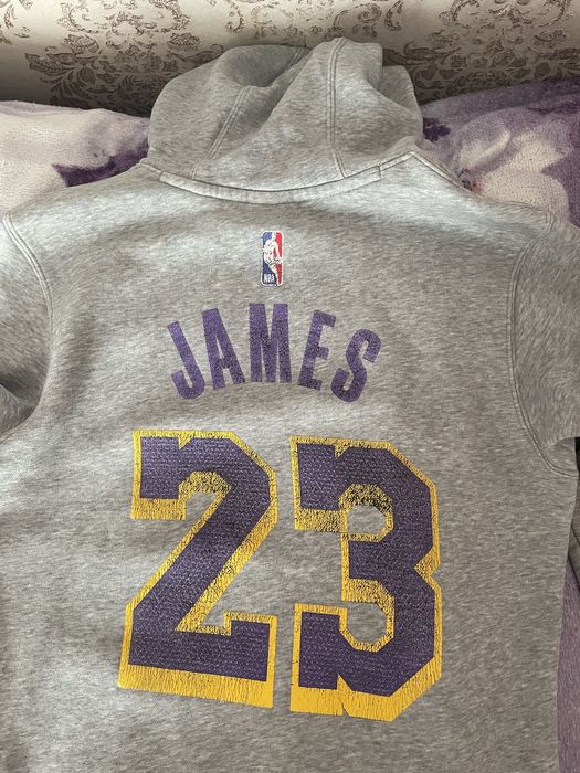 Сіра кофта nike,lakers