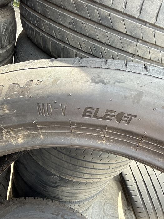 Шина б.у 1 шт 265 45 R21 Pirelli Scorpion MO-V Elect 108T 1 шт